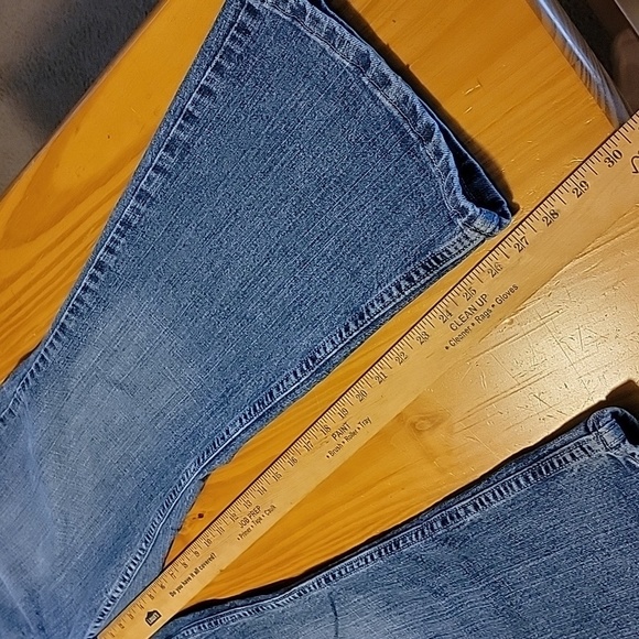 VF Jeanswear Jeans, Size 10 Petite - Picture 5 of 9